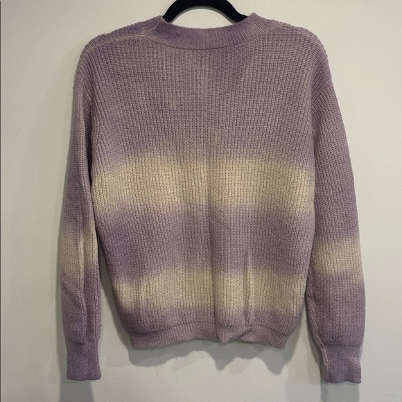 b.young Lavender and Cream Knit Sweater - Picture 5 of 11